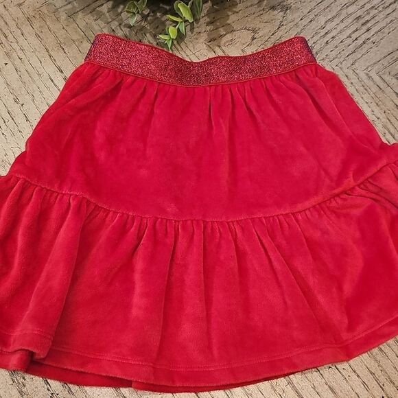 Red Velvet Skirt Size 4 - Picture 4 of 7
